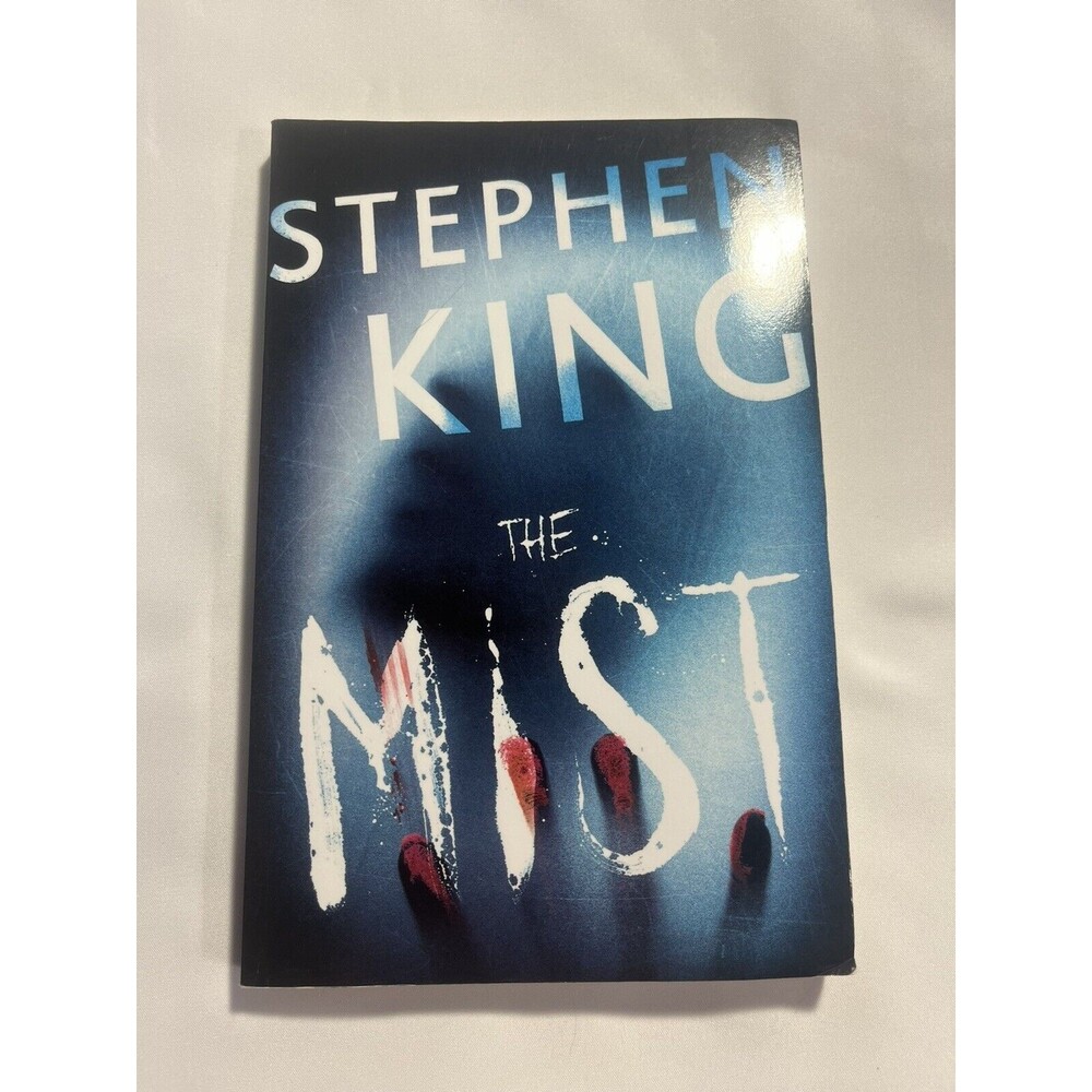 The Mist by Stephen King (English) 2018 Trade First Edition Paperback Book